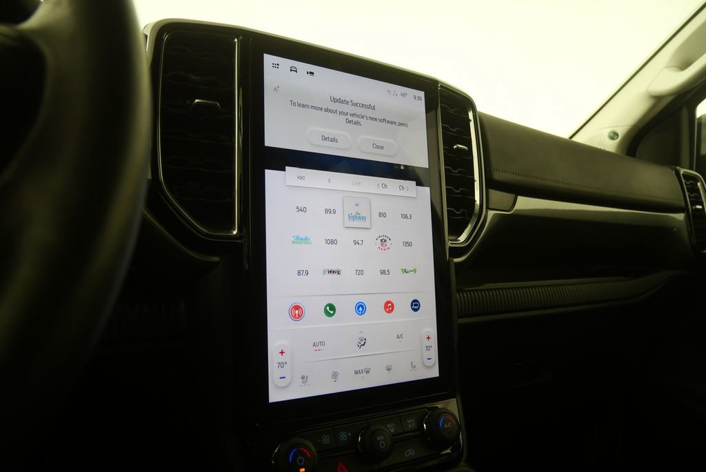 Used 2024 Ford Ranger Lariat w/ FX4 Off-Road Package image 17