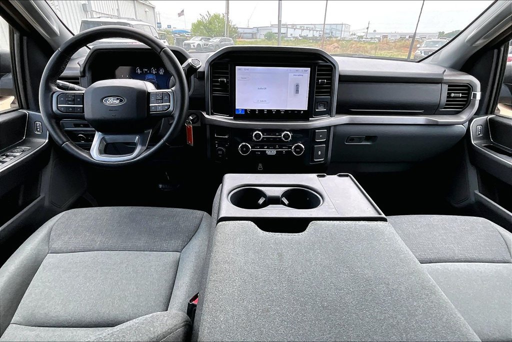 Used 2025 Ford F150 XLT w/ Equipment Group 301A Standard AWD/4WD image 17