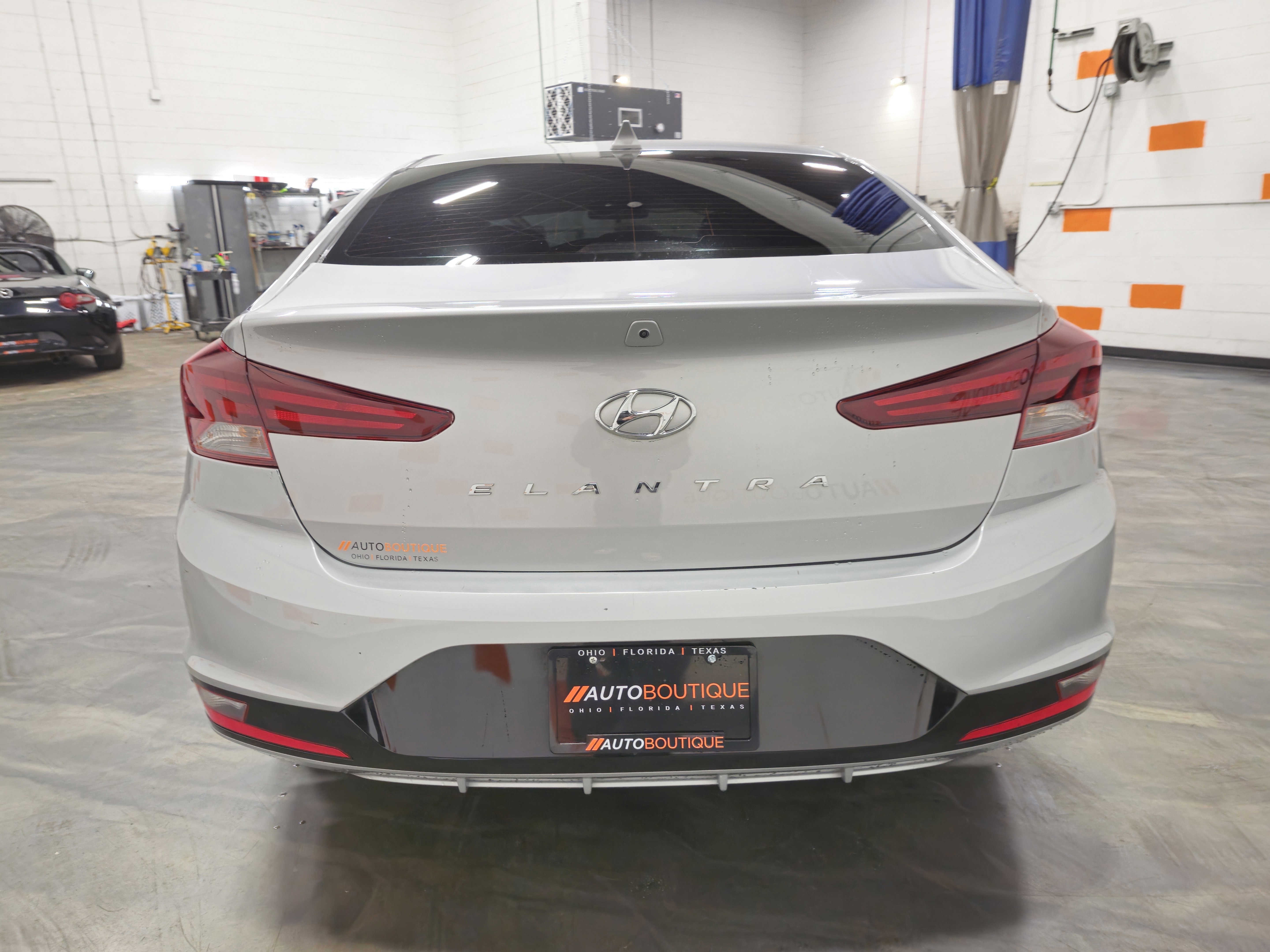 Used 2020 Hyundai Elantra SEL image 14