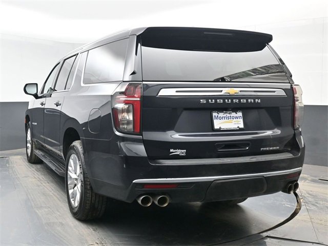 Used 2023 Chevrolet Suburban Premier image 7