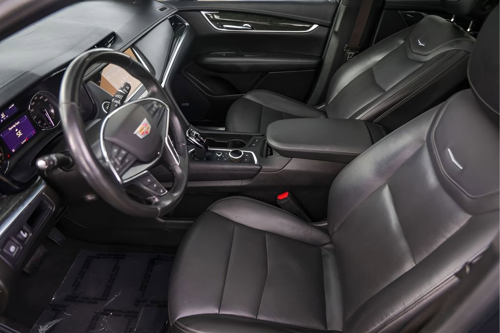 Used 2021 Cadillac XT5 Premium Luxury FWD image 12