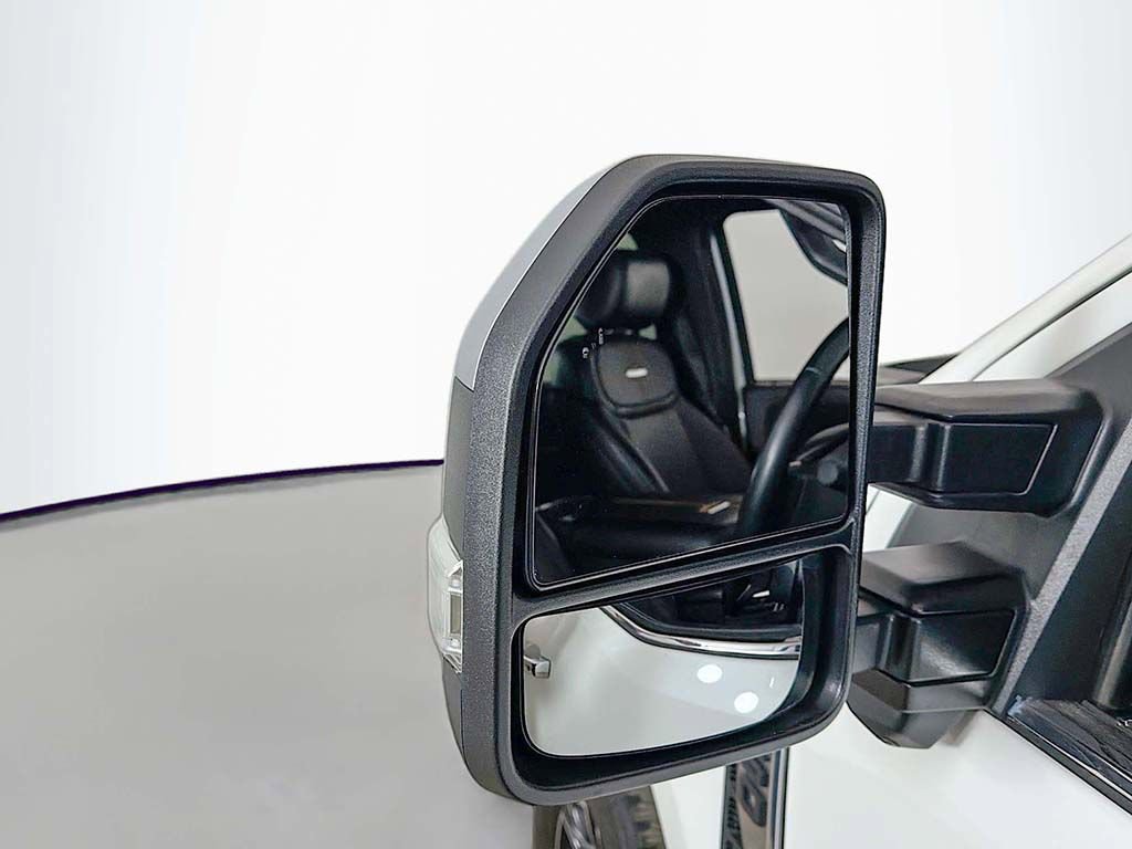 Used 2024 Ford F350 Platinum image 31