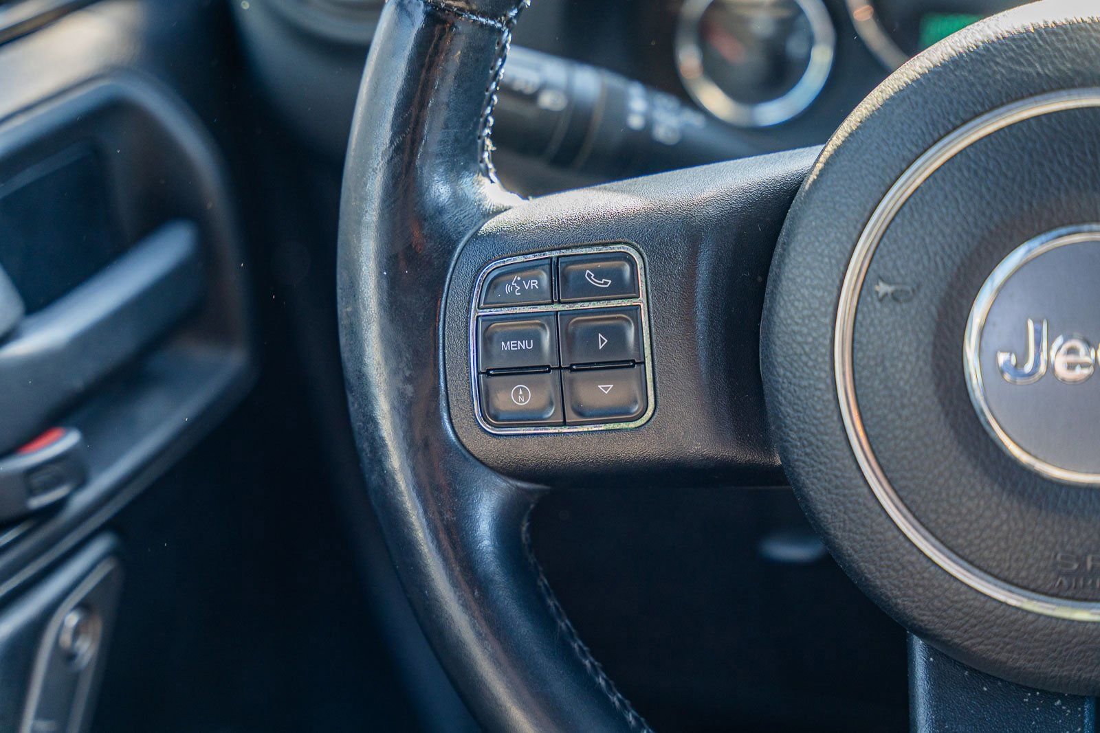 Used 2013 Jeep Wrangler Unlimited Sport w/ Connectivity Group image 25