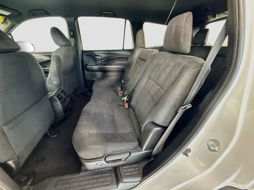 Used 2022 Honda Pilot Sport image 21