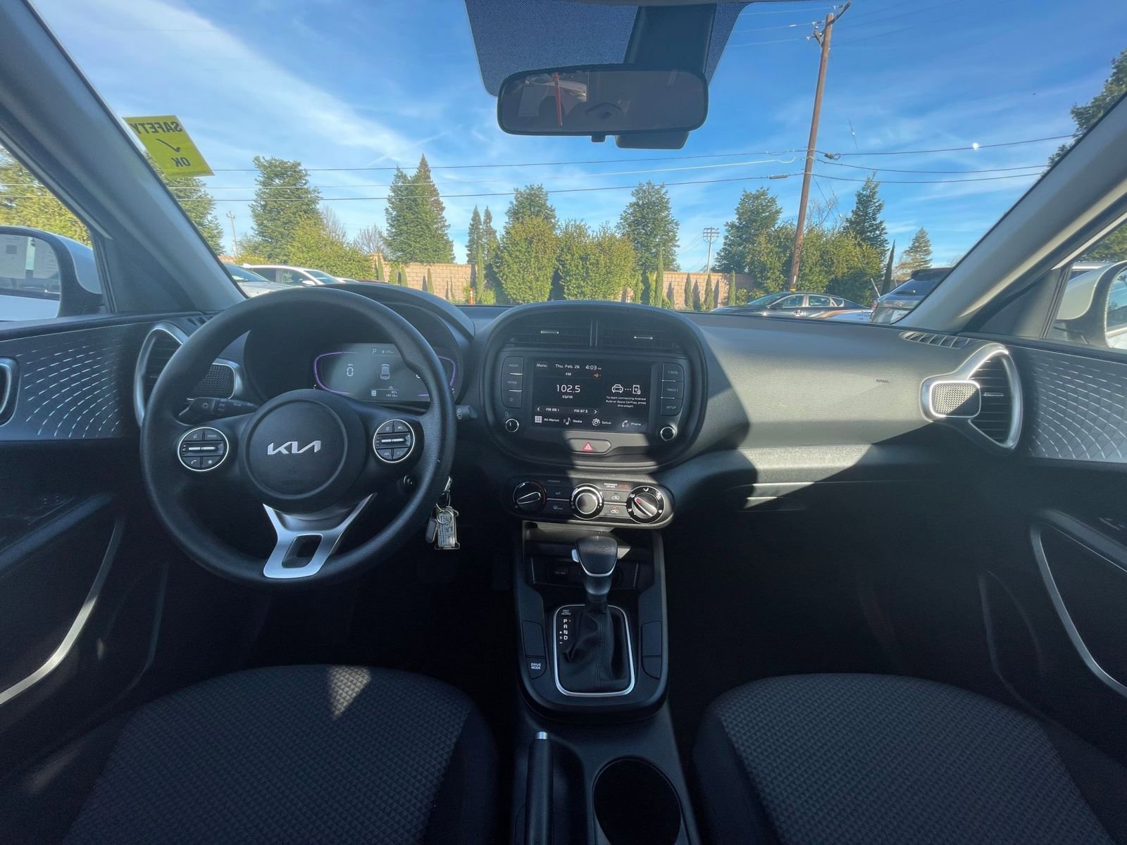 Used 2025 Kia Soul LX w/ LX Technology Package image 28