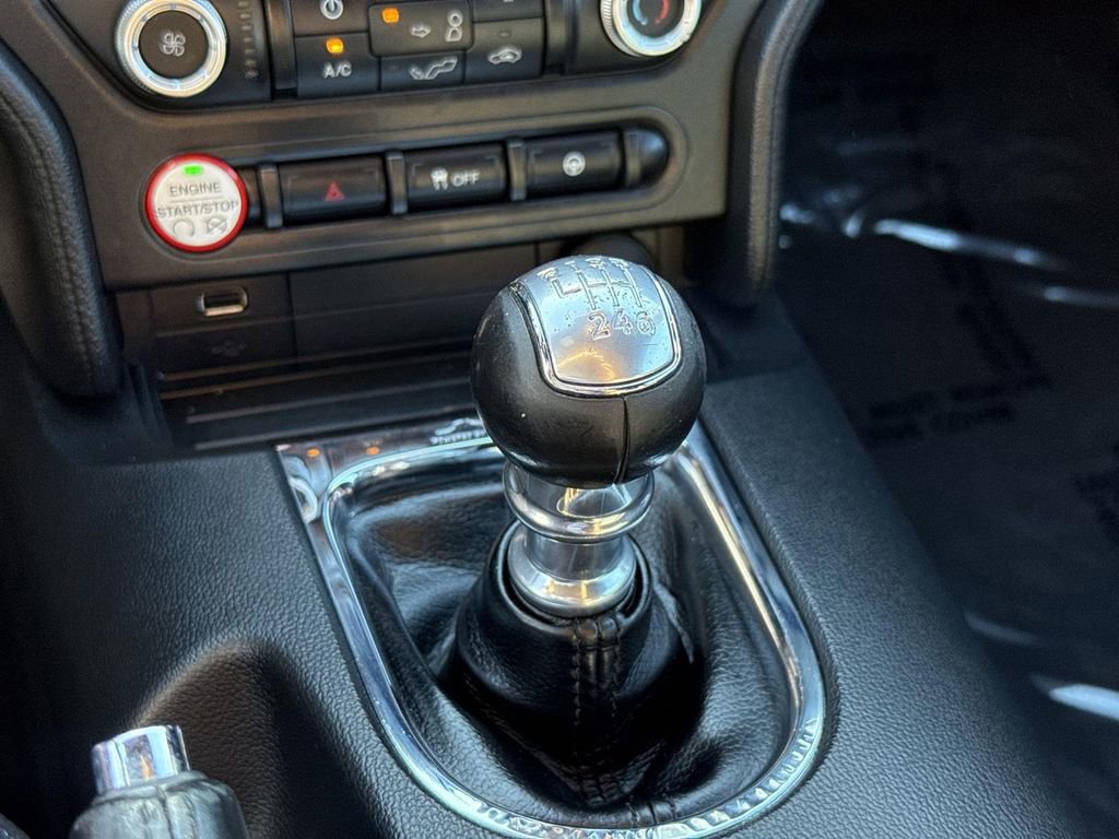 Used 2015 Ford Mustang Coupe image 12