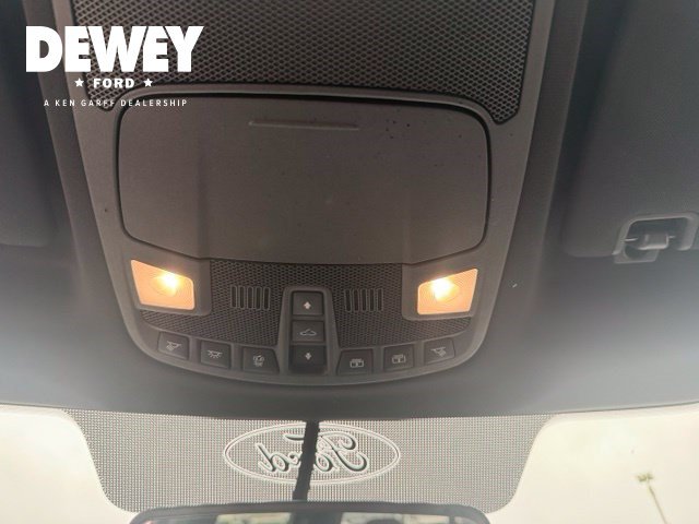 Used 2016 Ford F150 XLT w/ Equipment Group 302A Luxury AWD/4WD image 19