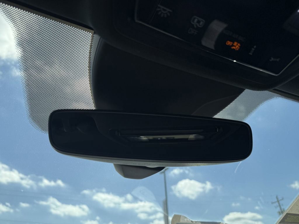 New 2025 Volkswagen ID.4 Pro image 22