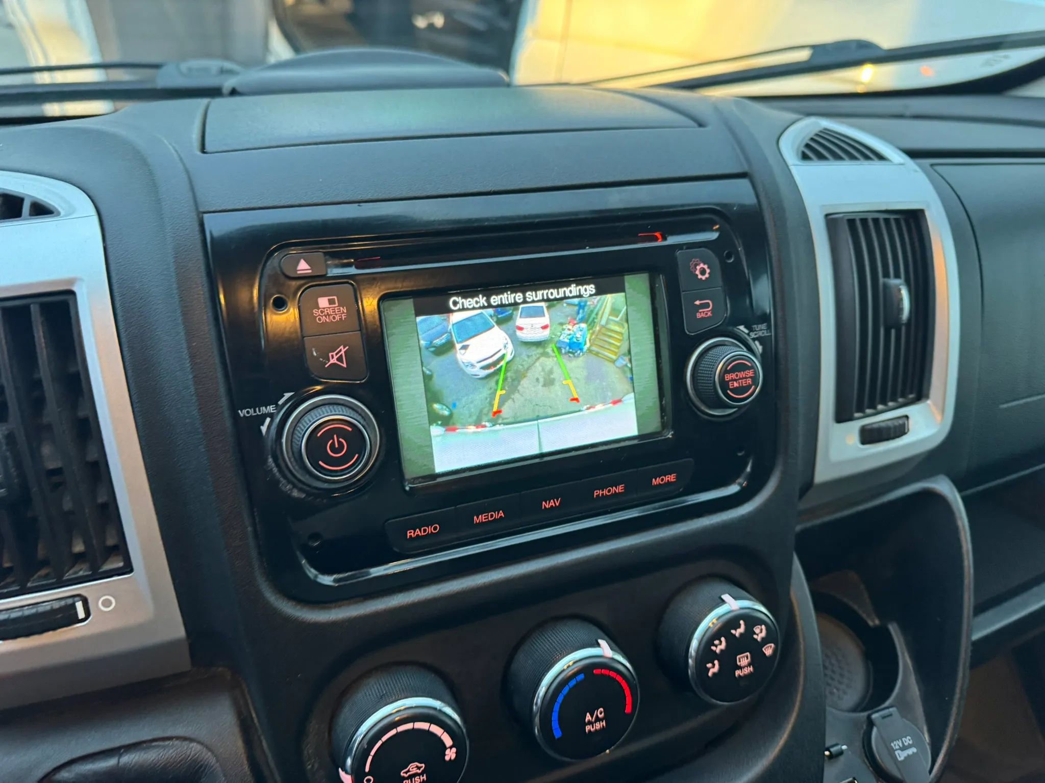 Used 2016 RAM ProMaster 1500 w/ Premium Appearance Group FWD image 31