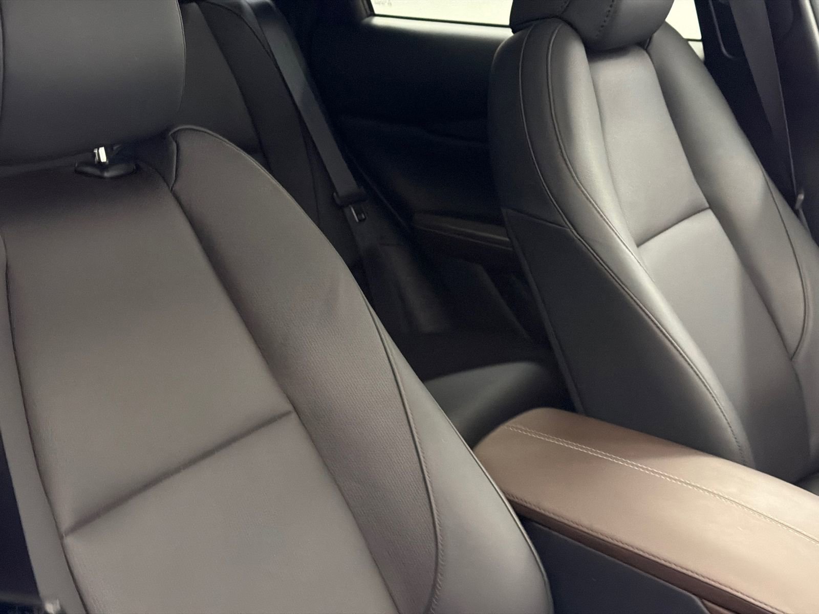 Certified 2025 MAZDA CX-30 AWD 2.5 S w/ Premium Package image 11