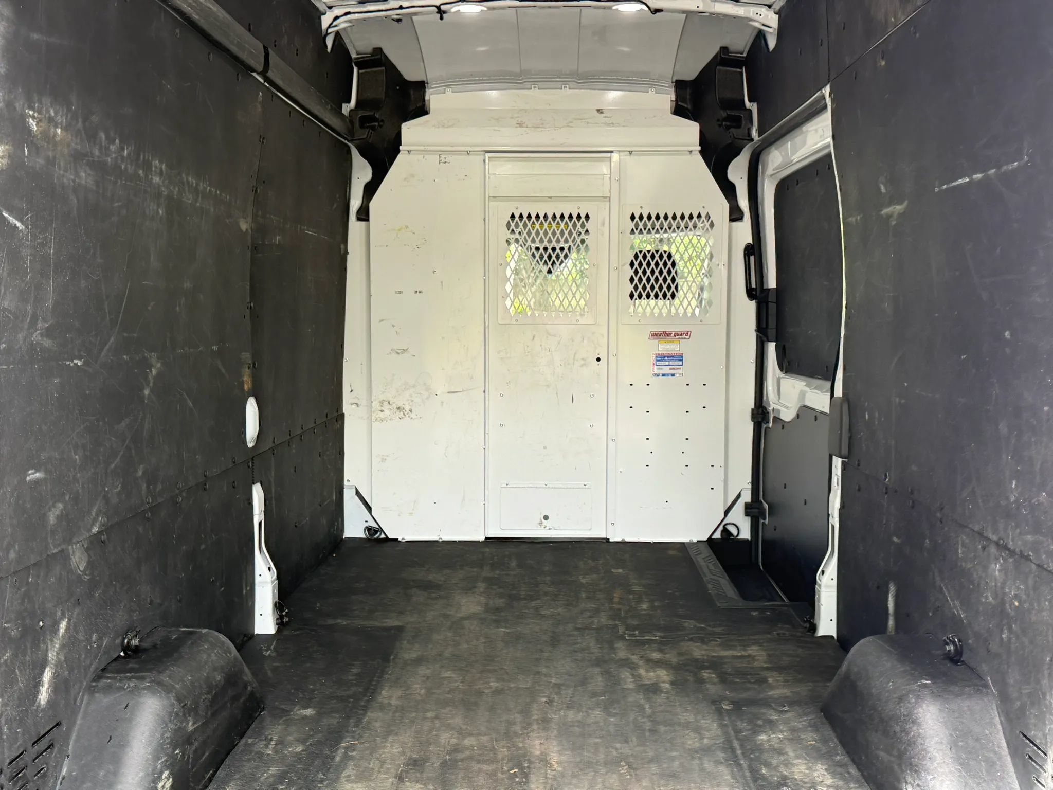 Used 2020 Ford Transit 350 148 High Roof RWD image 3