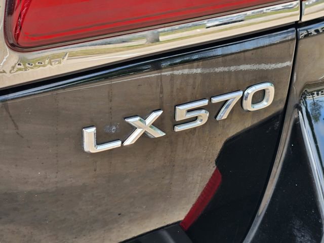 Used 2009 Lexus LX 570 4WD image 14