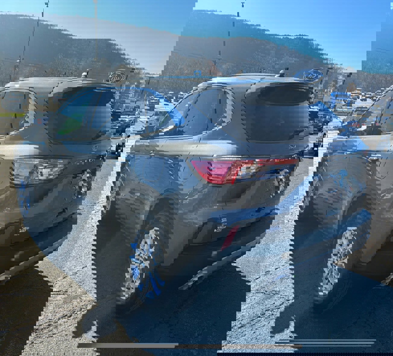 Used 2022 Ford Escape SE w/ Convenience Package AWD/4WD image 4