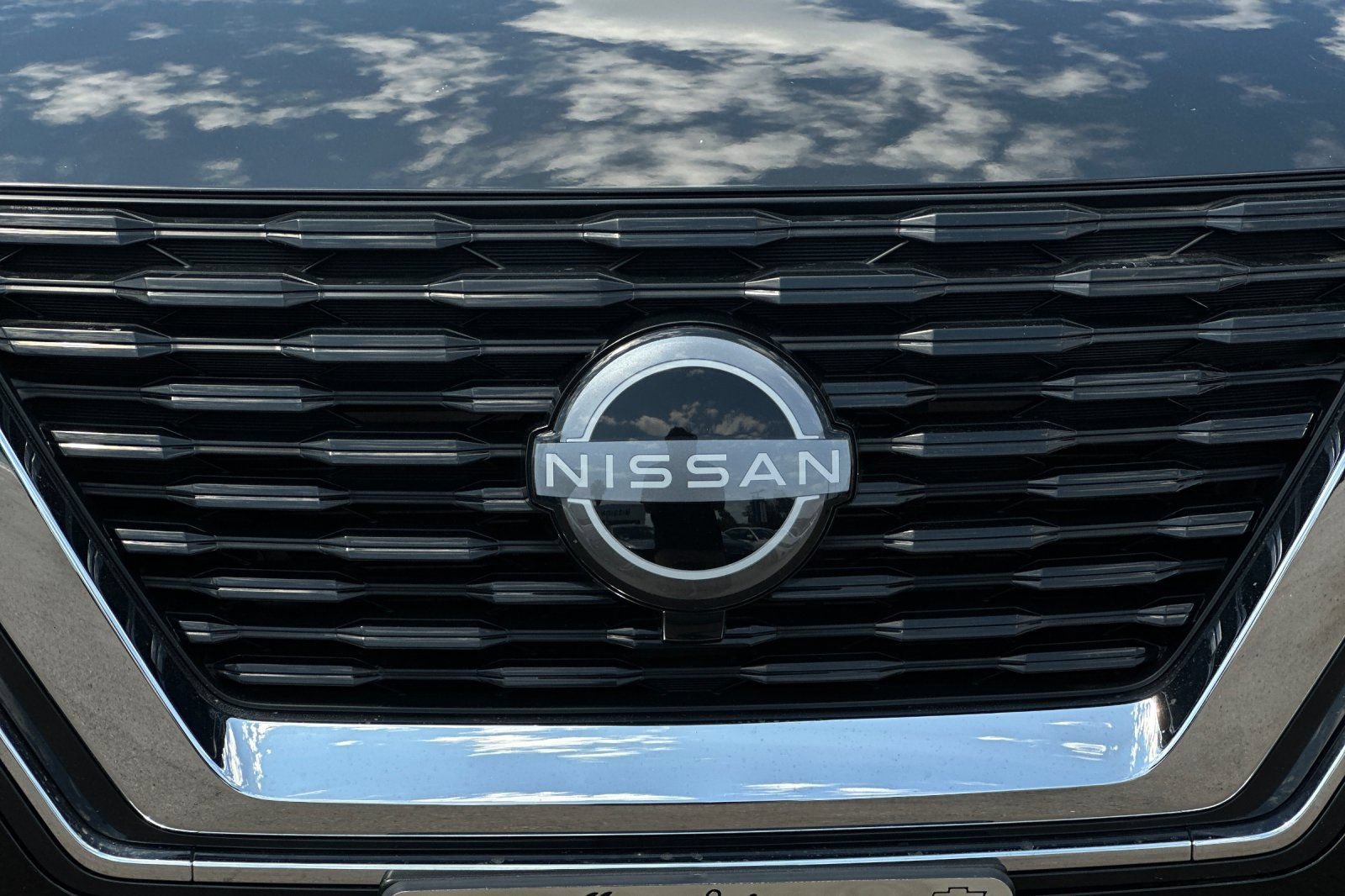 Used 2023 Nissan Rogue SV FWD image 37