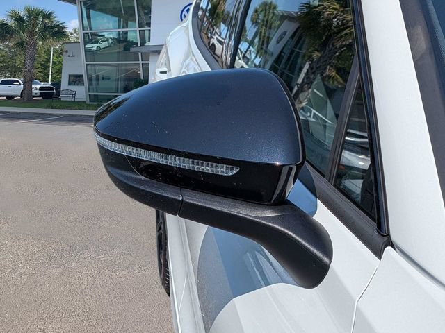 New 2026 Volkswagen Tiguan SE R-Line FWD image 11