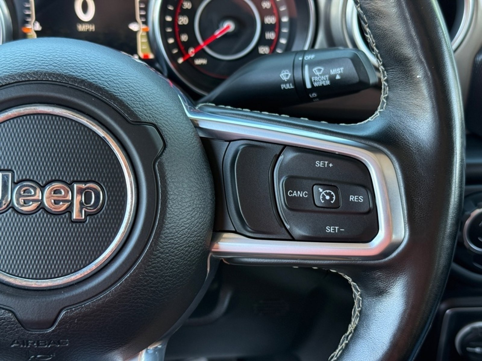 Used 2020 Jeep Gladiator Rubicon w/ Uconnect 4C Nav & Sound Group image 21