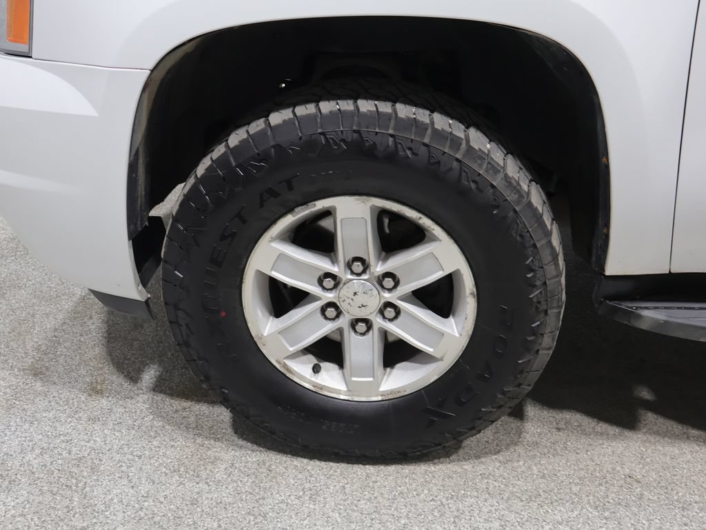 Used 2013 GMC Yukon SLT w/ SLT-2 Equipment Package AWD/4WD image 20