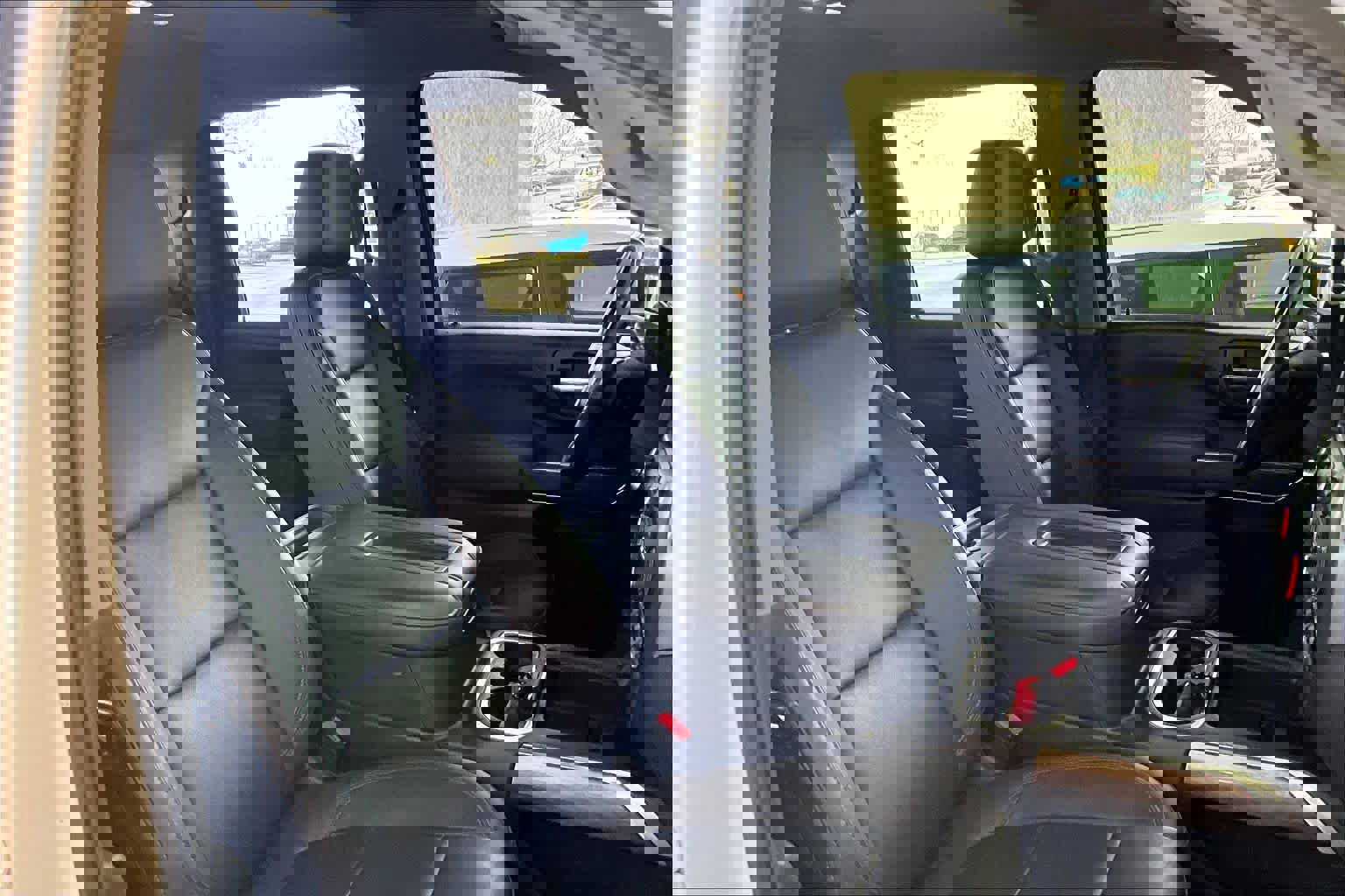 Used 2021 Chevrolet Silverado 2500 LTZ w/ LTZ Plus Package image 8