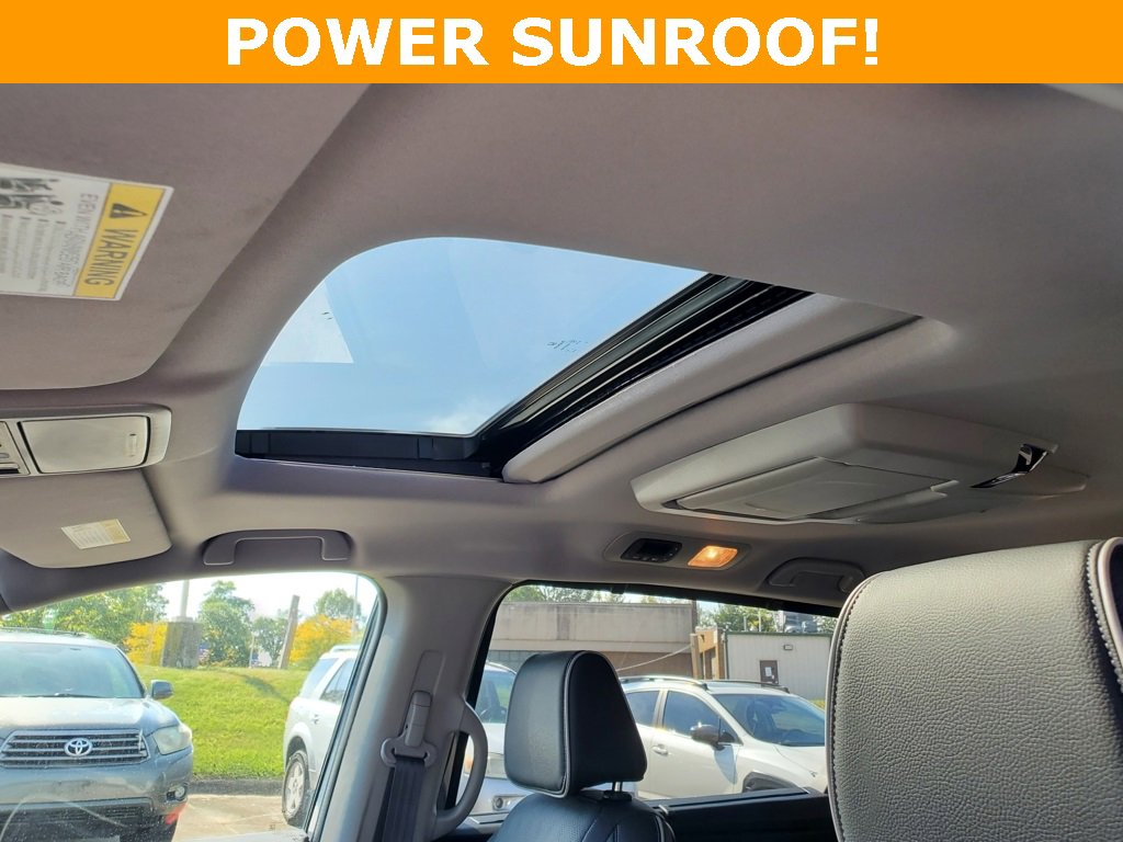 Used 2023 Honda Odyssey Elite image 14