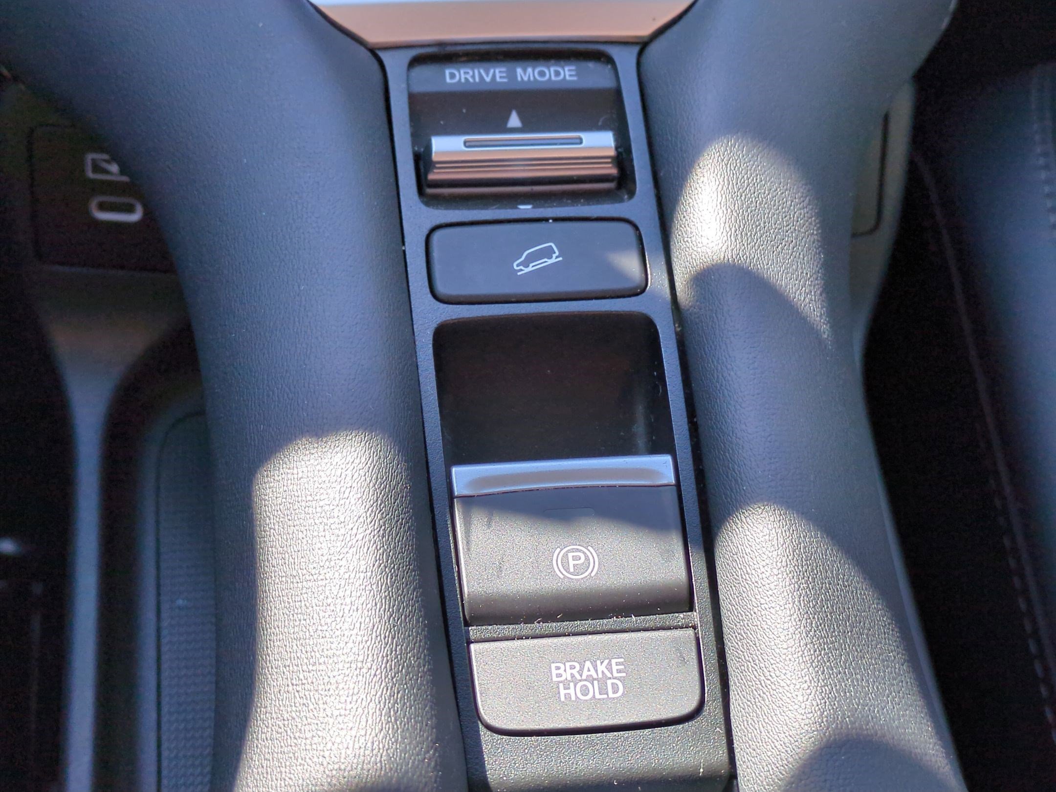 Used 2025 Honda HR-V EX-L image 22
