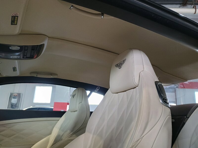 Used 2012 Bentley Continental GT AWD/4WD image 26