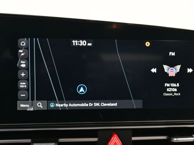 Used 2023 Hyundai Elantra Limited image 21