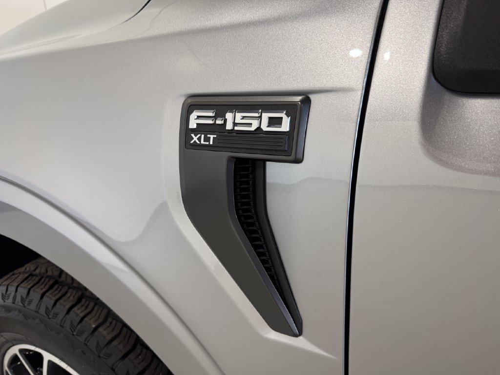 Used 2022 Ford F150 XLT w/ Equipment Group 302A High AWD/4WD image 29