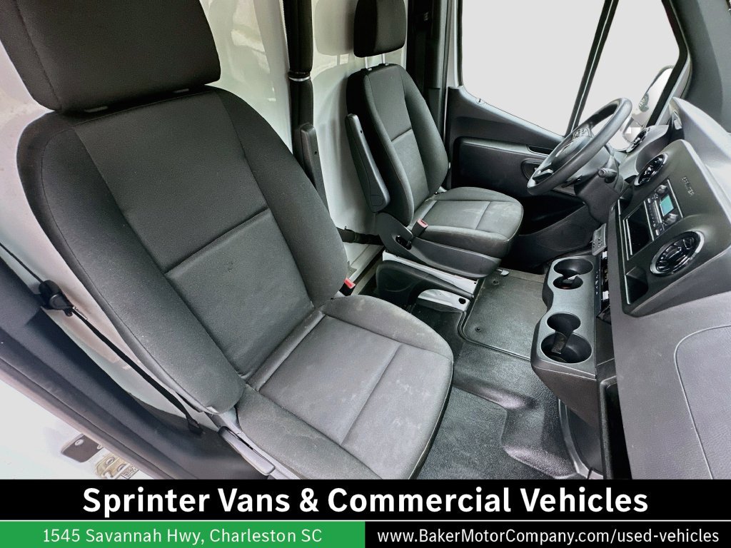 Used 2022 Mercedes-Benz Sprinter 2500 image 25