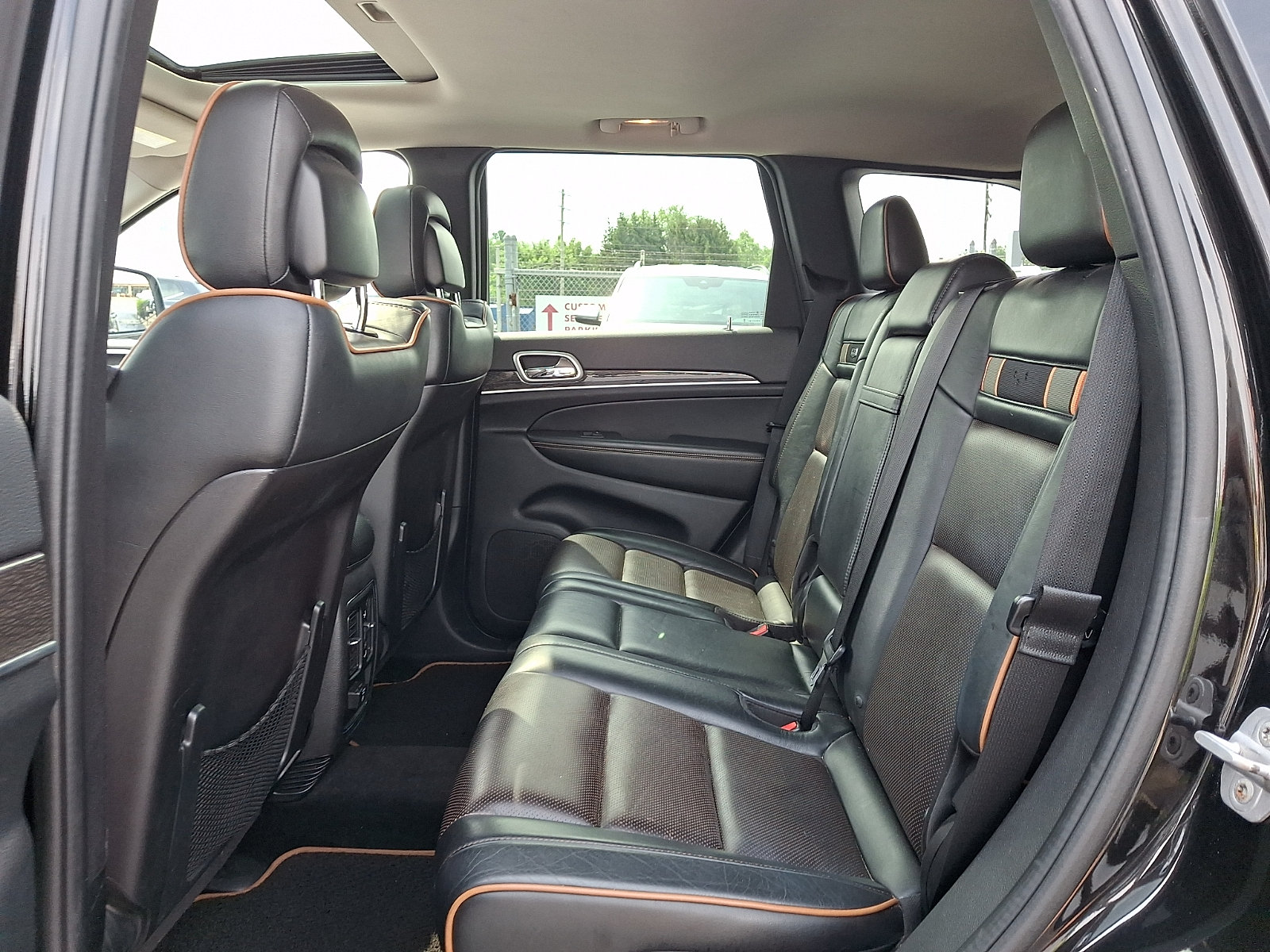 Used 2011 Jeep Grand Cherokee 70th Anniversary AWD/4WD image 10