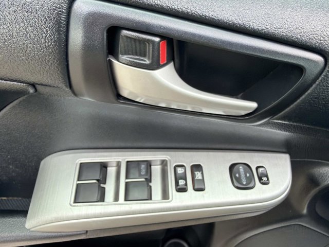 Used 2014 Toyota Camry SE w/ Fleet Convenience Package image 11