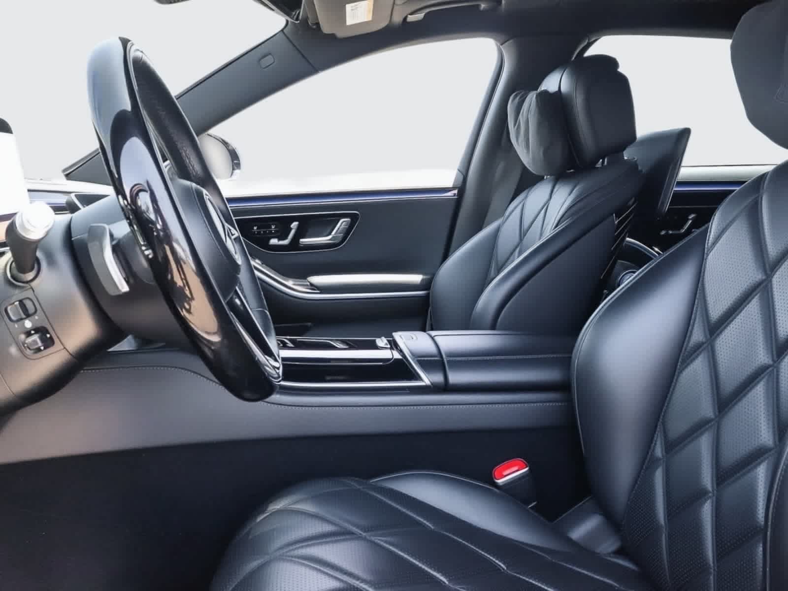 Used 2022 Mercedes-Benz Maybach S 580 4MATIC image 45