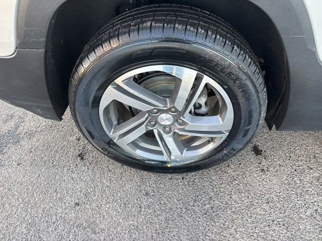 Used 2020 GMC Terrain SLT w/ LPO, Floor Liner Package image 43