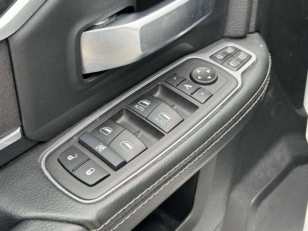 Used 2024 RAM 2500 Big Horn w/ Bed Utility Group AWD/4WD image 28