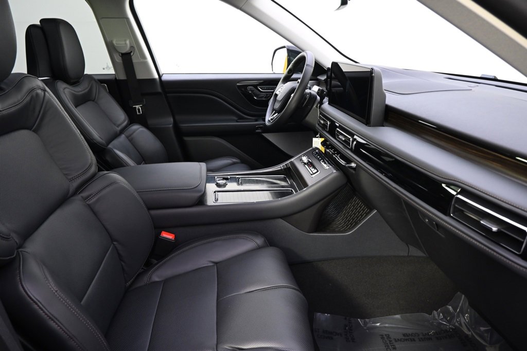 New 2026 Lincoln Aviator Reserve image 16