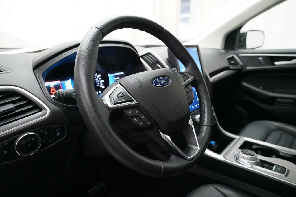Used 2024 Ford Edge SEL w/ Convenience Package AWD/4WD image 8