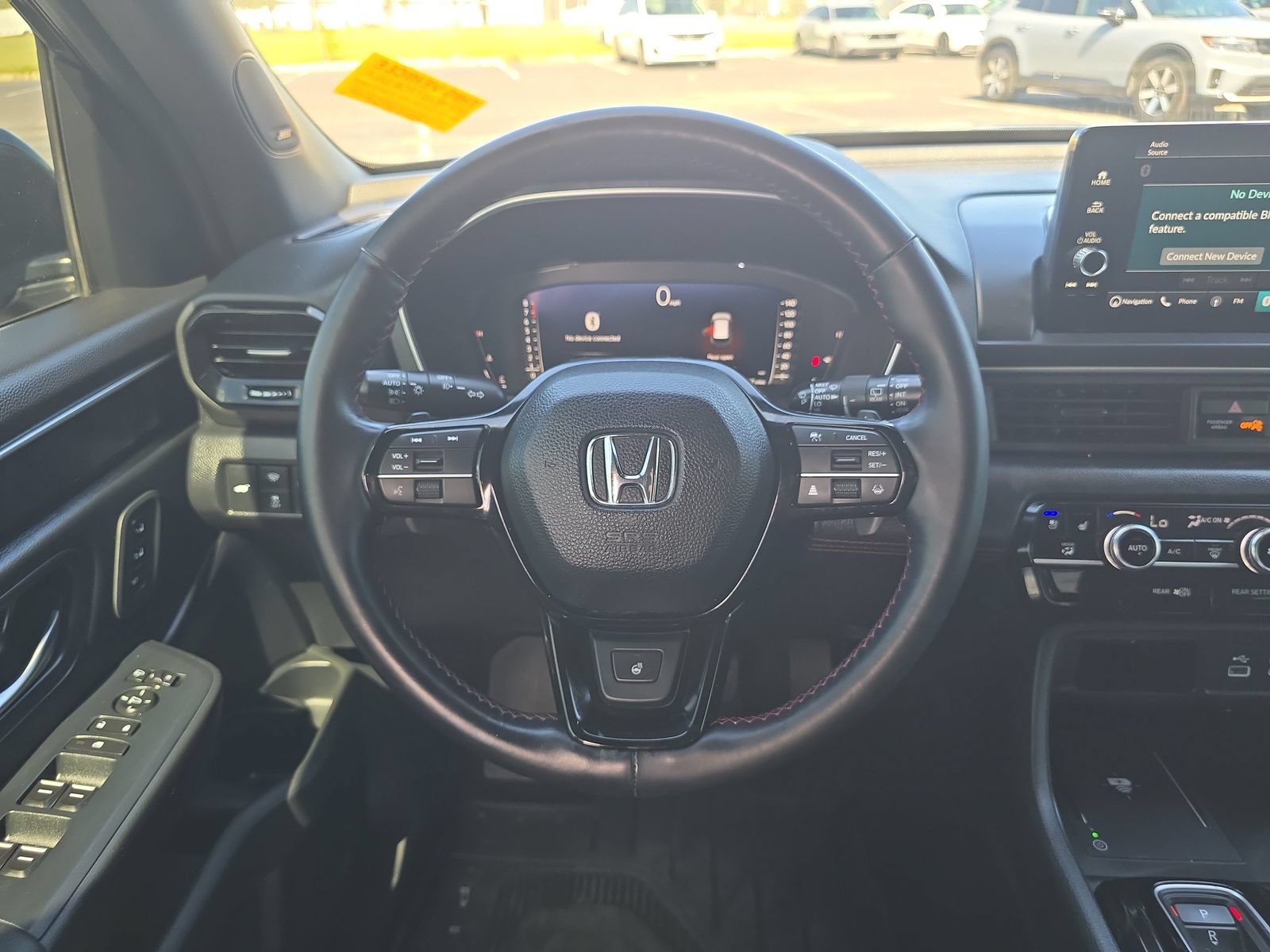 Used 2025 Honda Pilot Black Edition image 10