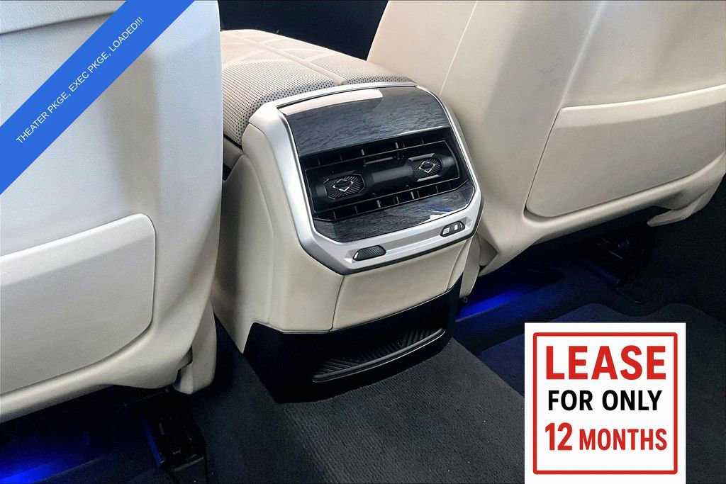 Used 2023 BMW 740i image 33