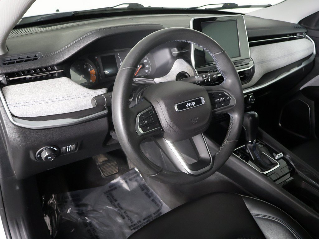 Used 2022 Jeep Compass Latitude AWD/4WD image 25