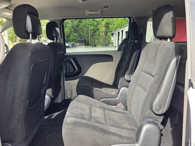 Used 2016 Dodge Grand Caravan SE w/ Quick Order Package 29E SE FWD image 11
