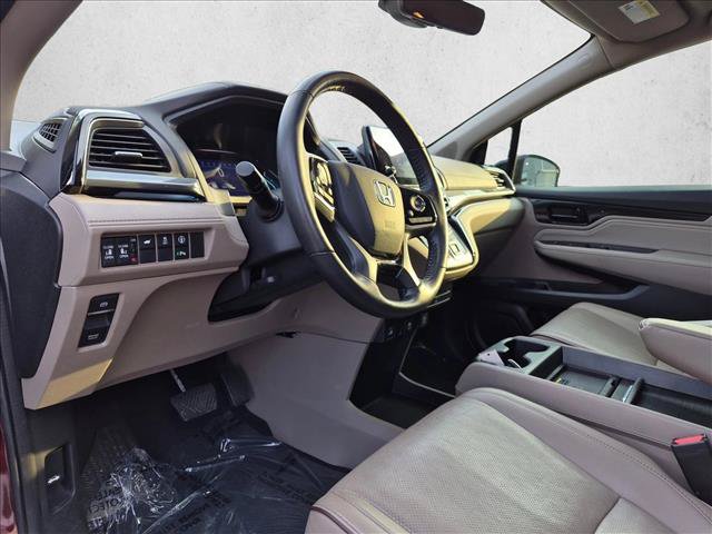 Used 2021 Honda Odyssey Elite image 2