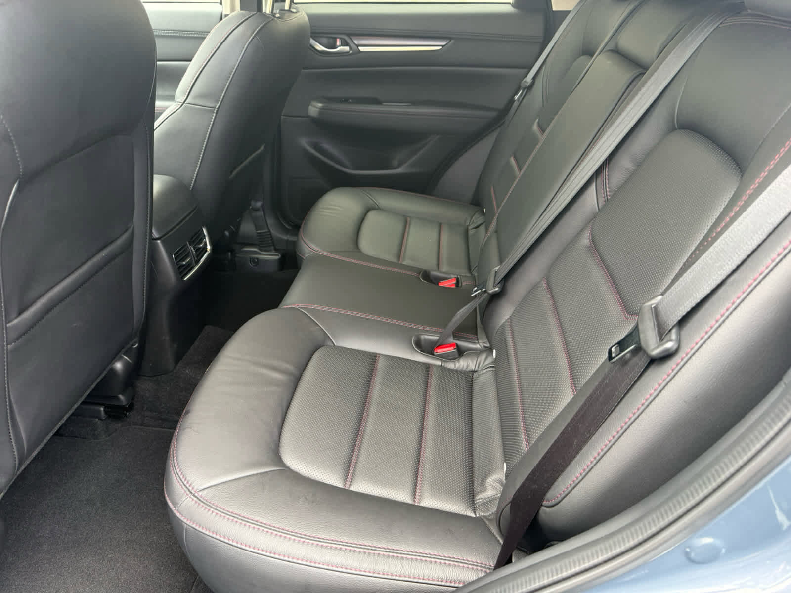 Used 2024 MAZDA CX-5 Carbon Edition image 5