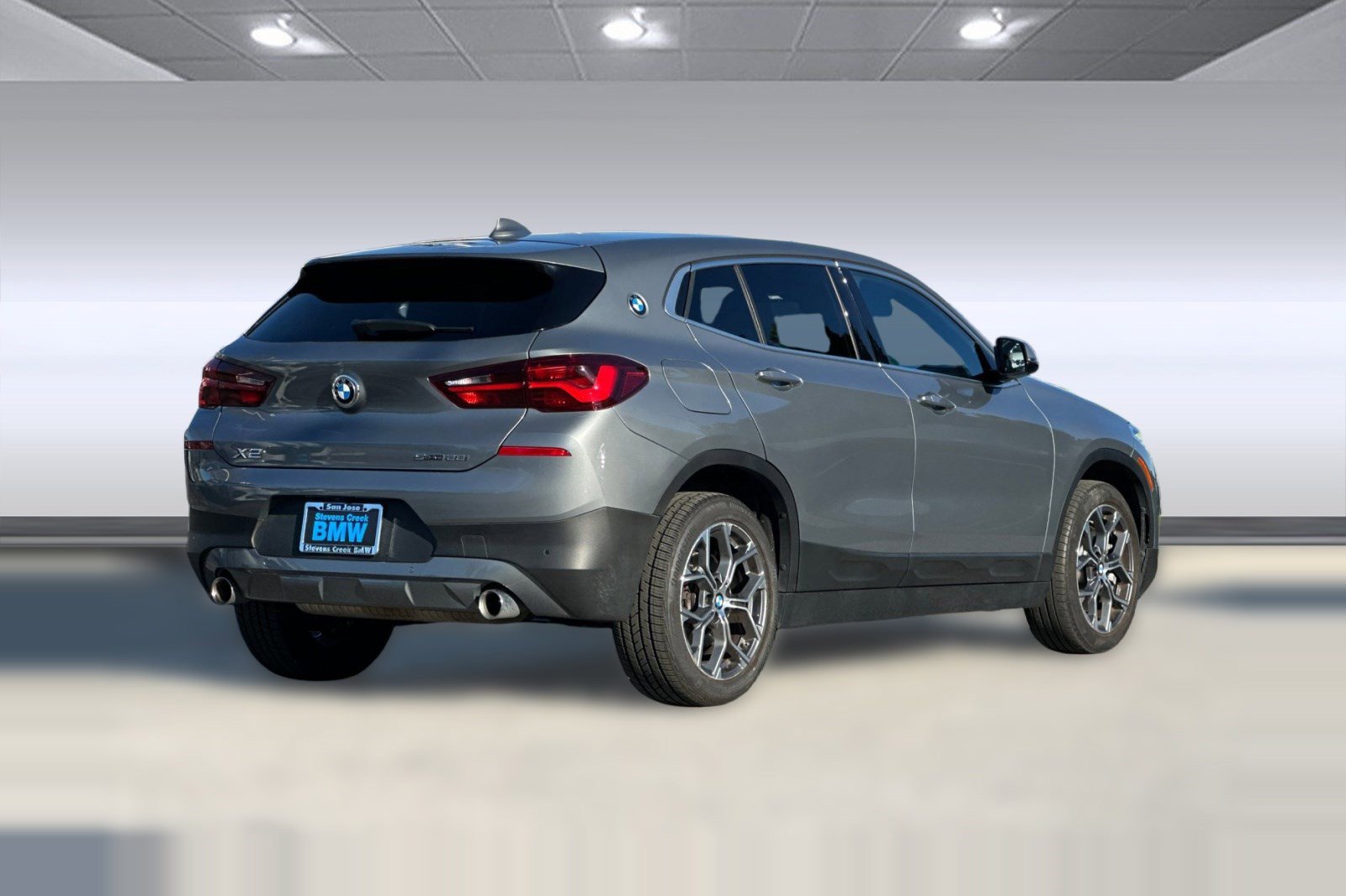 Used 2023 BMW X2 sDrive28i w/ Convenience Package image 9