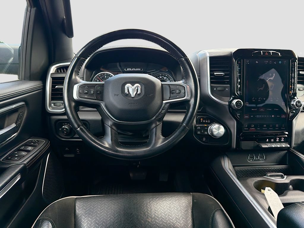 Used 2023 RAM 1500 Laramie AWD/4WD image 16
