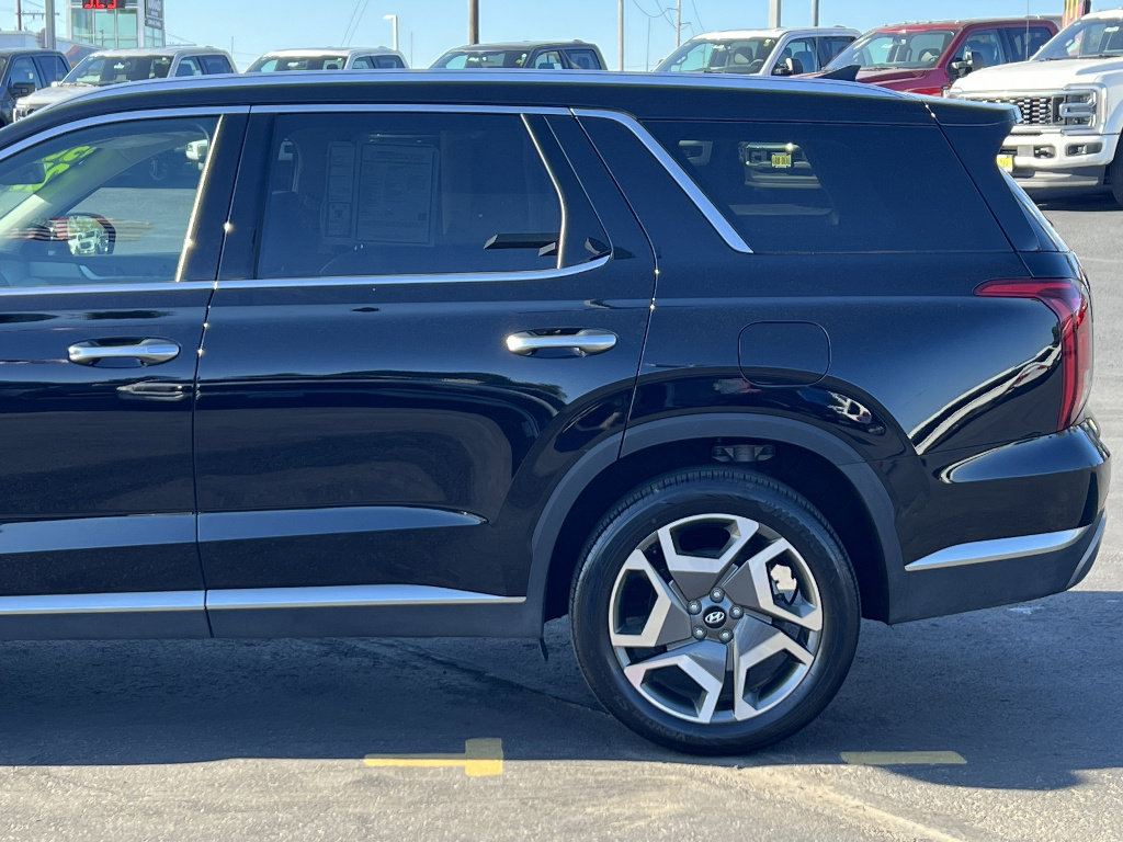 Used 2025 Hyundai Palisade SEL AWD/4WD image 12