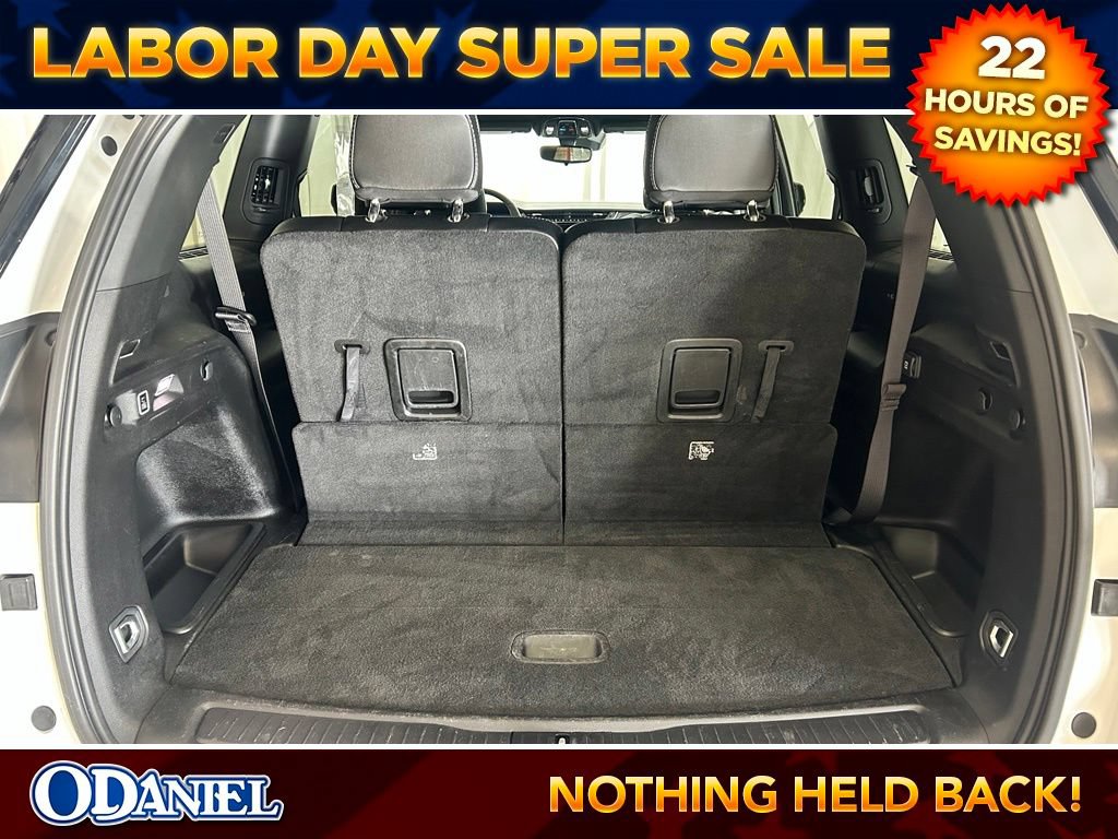 Used 2024 Jeep Grand Cherokee L Altitude AWD/4WD image 7