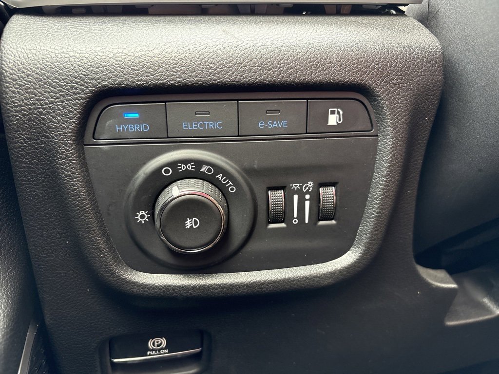 Used 2024 Jeep Grand Cherokee Limited 4xe image 26