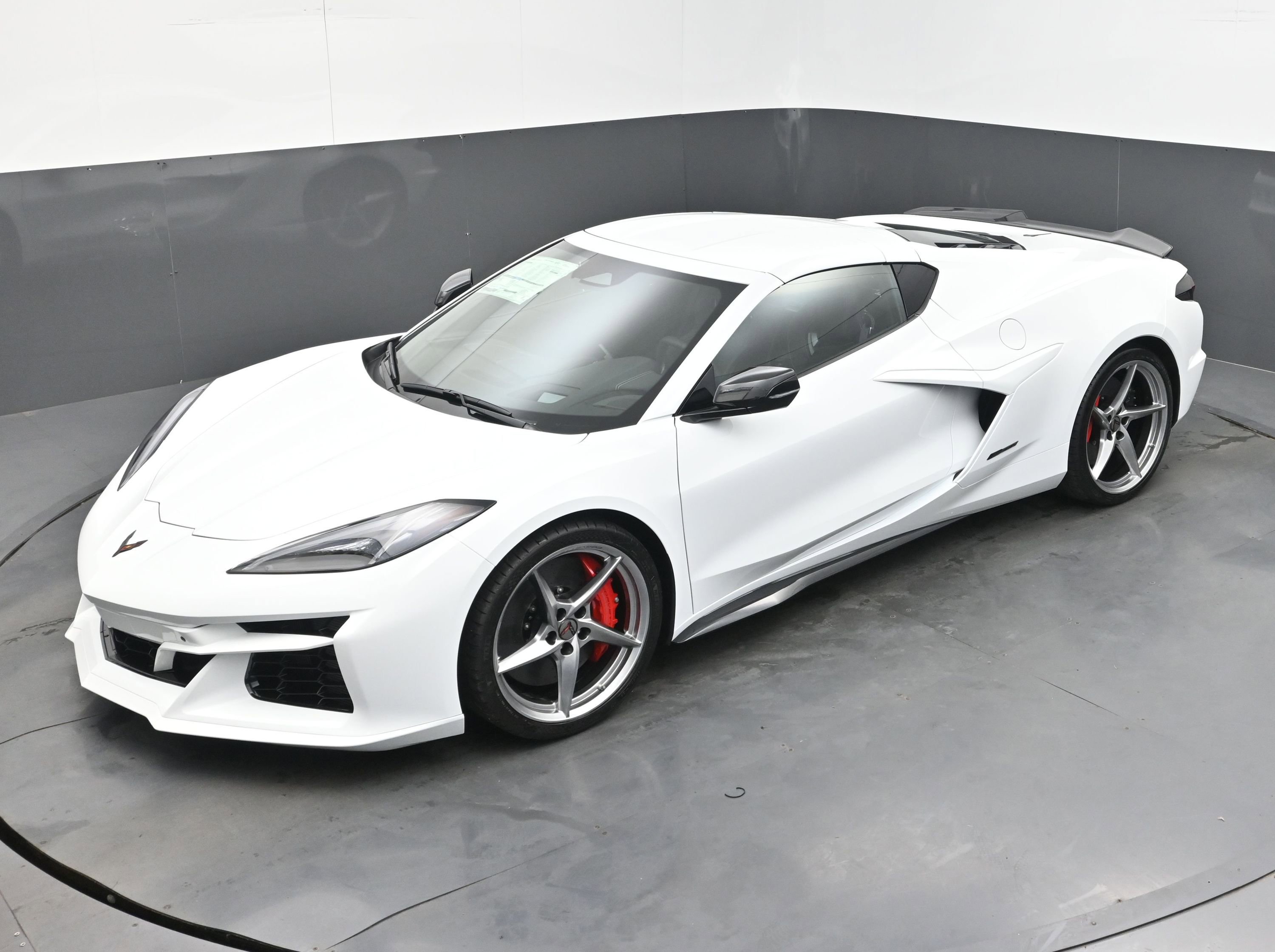 New 2025 Chevrolet Corvette E-Ray image 32