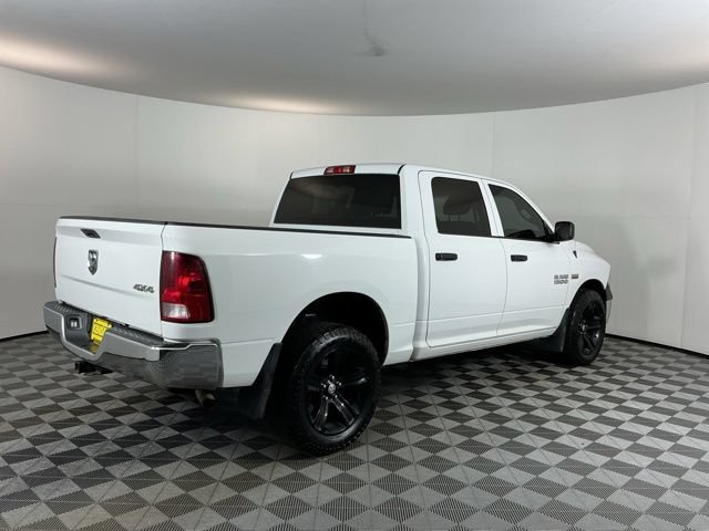 Used 2016 RAM 1500 ST w/ SXT Appearance Group AWD/4WD image 4