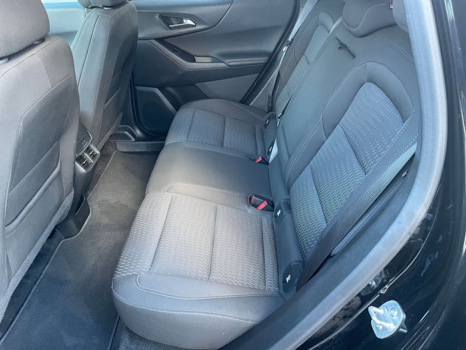 Used 2025 Chevrolet Equinox LT image 22