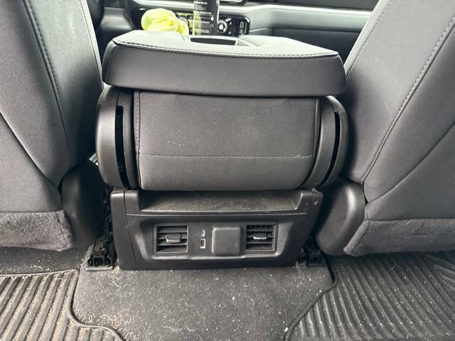 Used 2024 Chevrolet Silverado 1500 LT AWD/4WD image 25